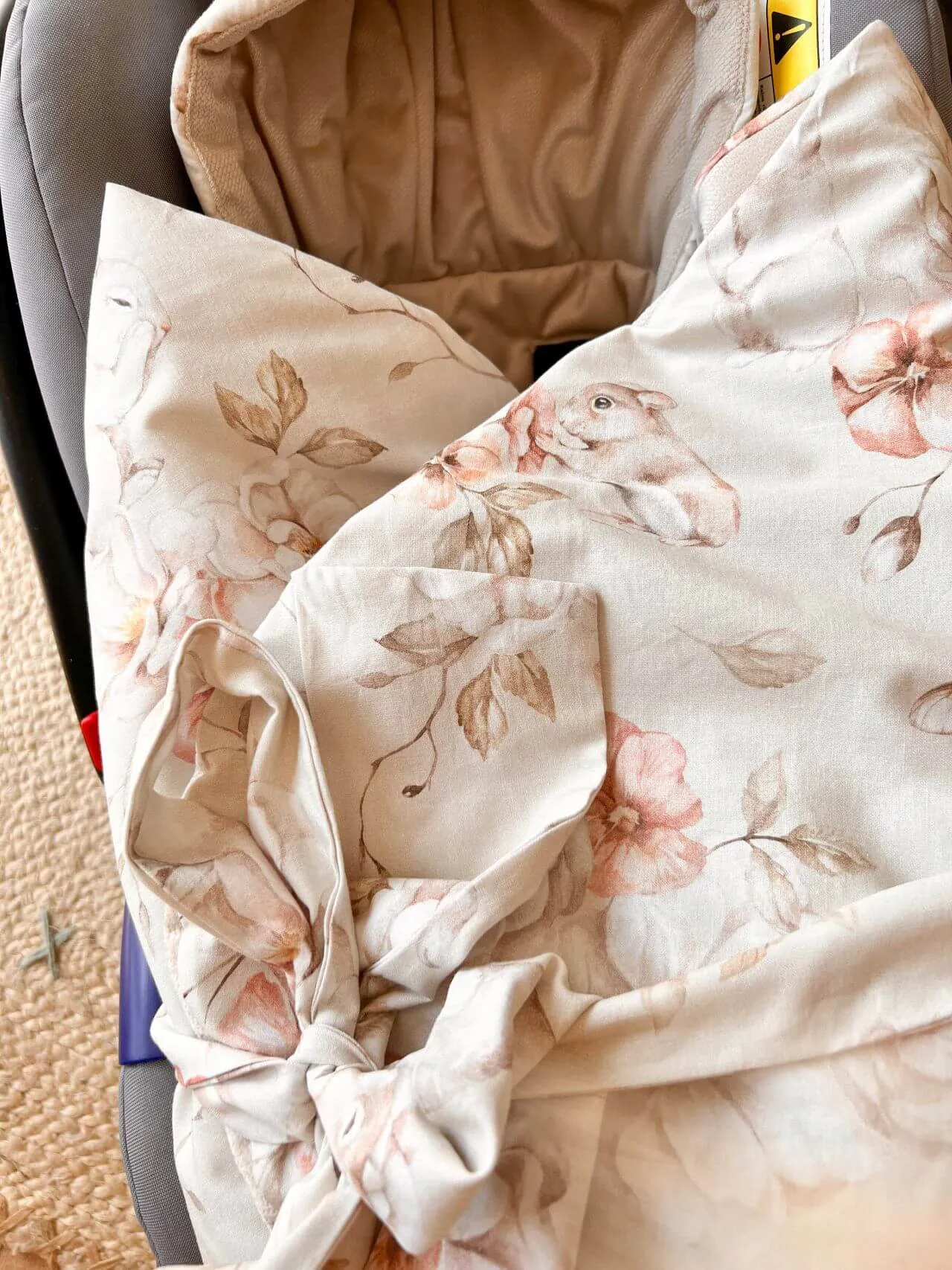 Car Seat Blanket - Velvet & Cotton - Pastel Meadow with Beige Velvet