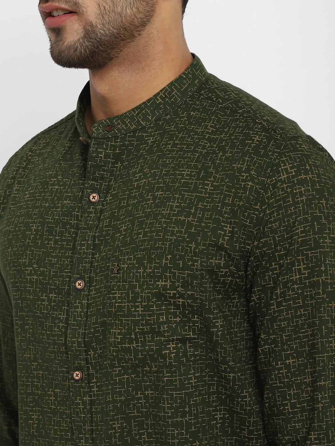 Turtle Men Olive Cotton Printed Slim Fit Shirts
